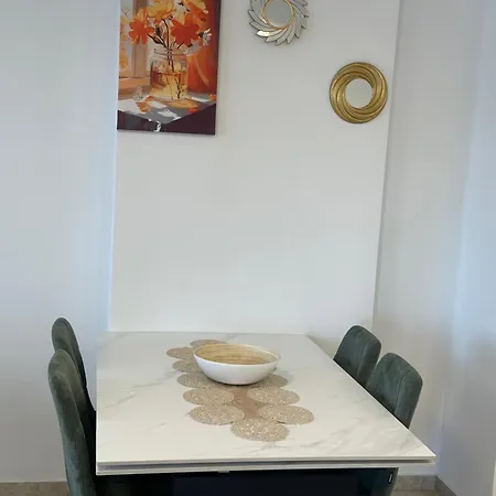 Iman 公寓 *