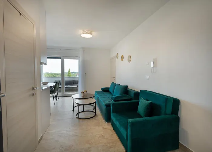 Iman Apartment