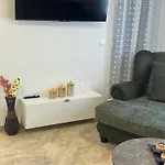 Apartment Iman